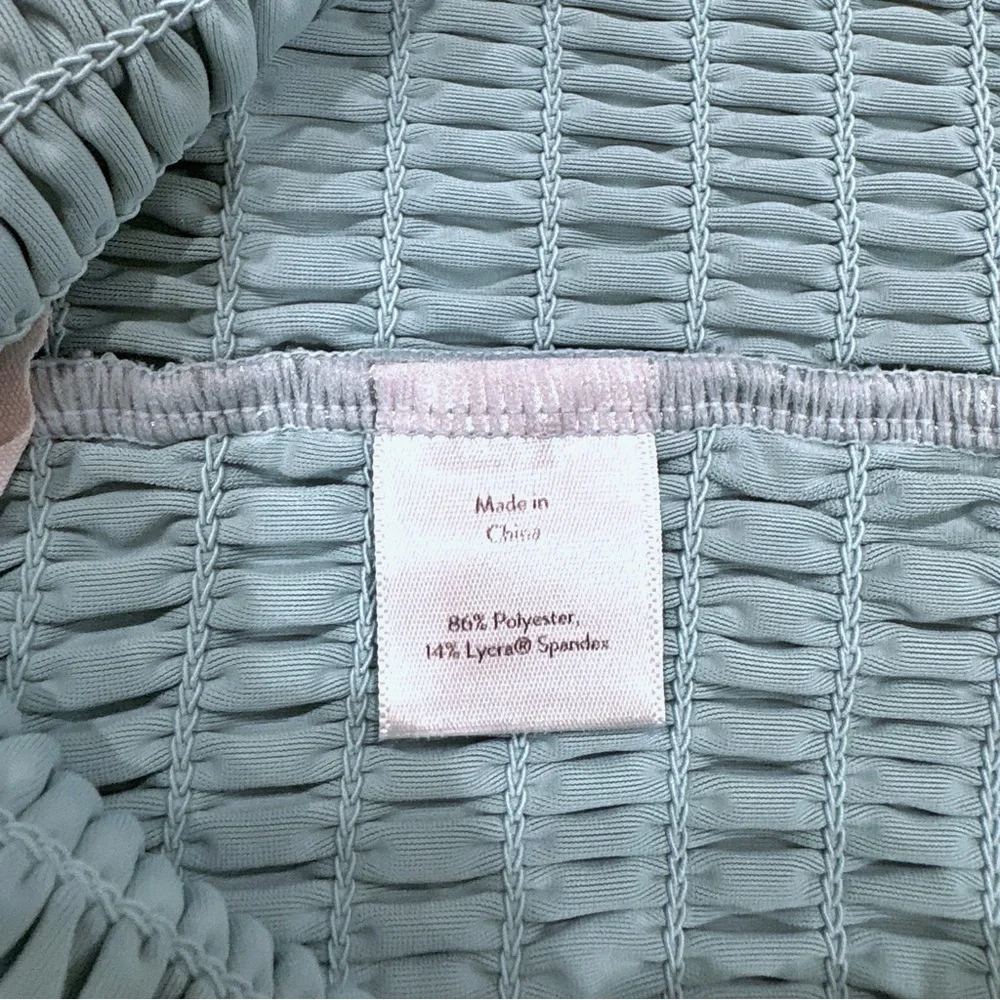 Minnow x Sister Parish Girls Smocked Ruffle Strap Top Size 9/10 Blue